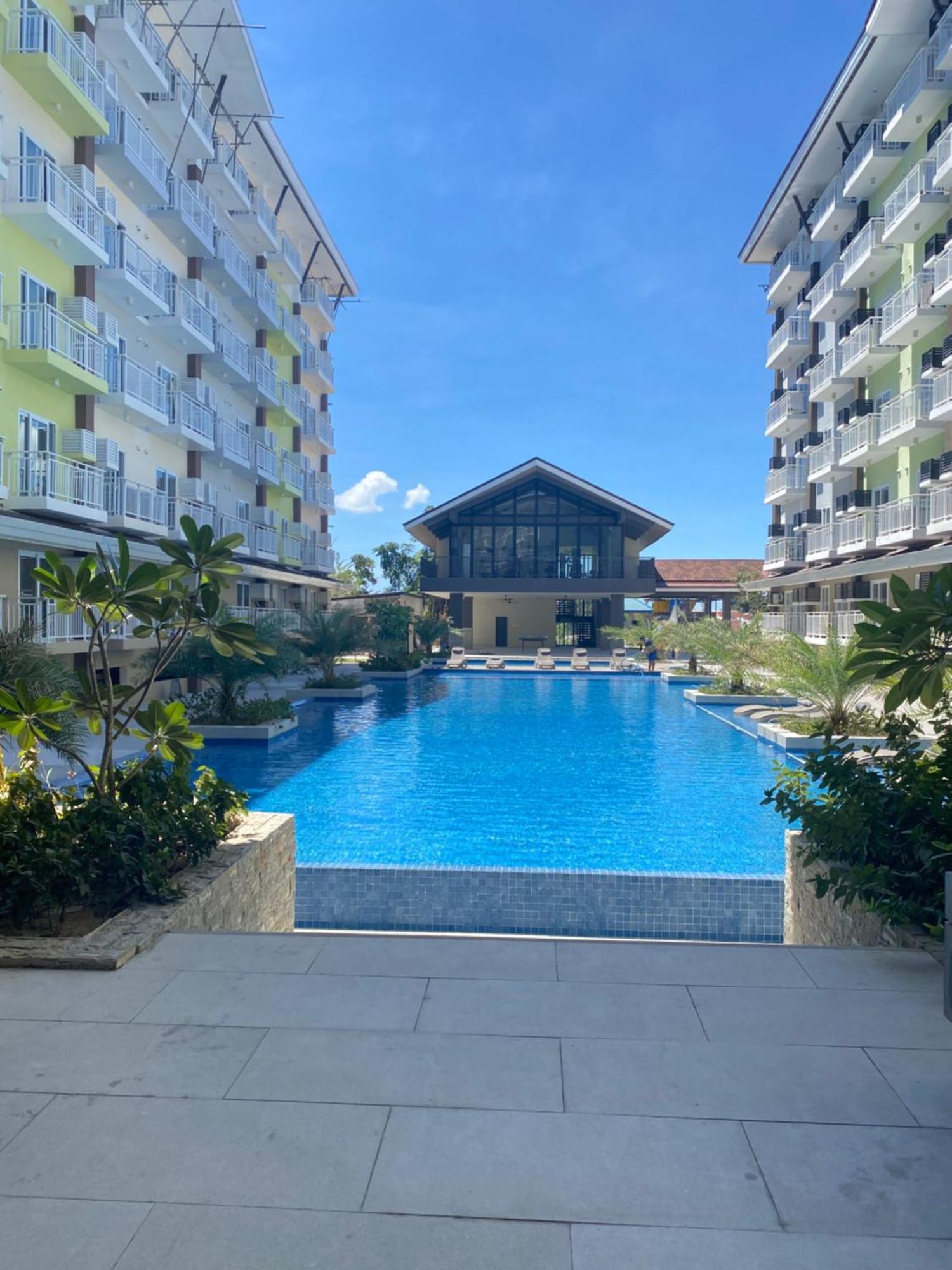 Seaview Amani Grand Resort Residences 3-5Mins From Airport Lapu-Lapu City Exterior photo